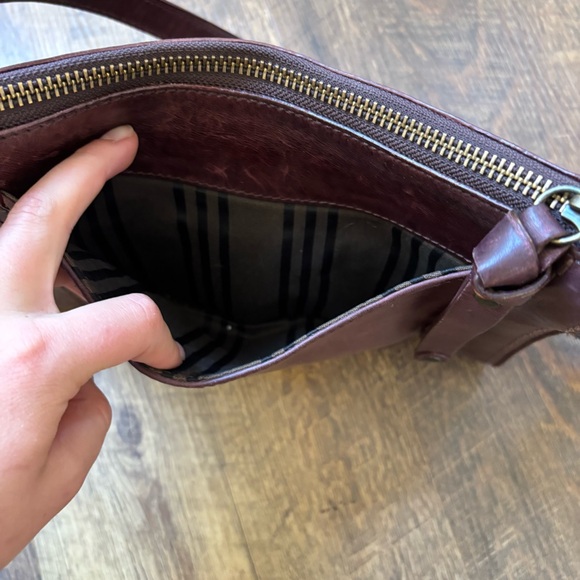 Frye Melissa Zip Crossbody Dark Red - Picture 7 of 16